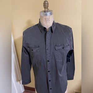 Men’s casual shirt. New with tags.